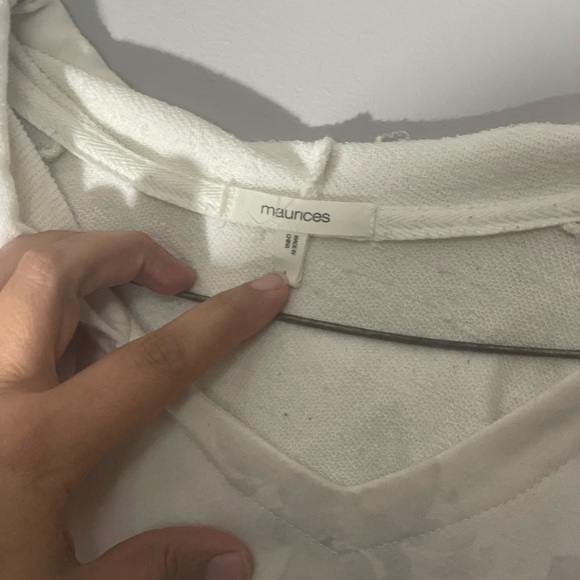 Maurices Hoodie 🌻🌻4 for $25 bundle🌻🌻 - Picture 2 of 5